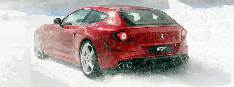 Car-Revs-Daily.com -- Ferrari FF is Monday-Sunday V12 Supercar 160