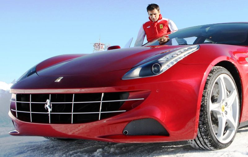 Car-Revs-Daily.com -- Ferrari FF is Monday-Sunday V12 Supercar 167