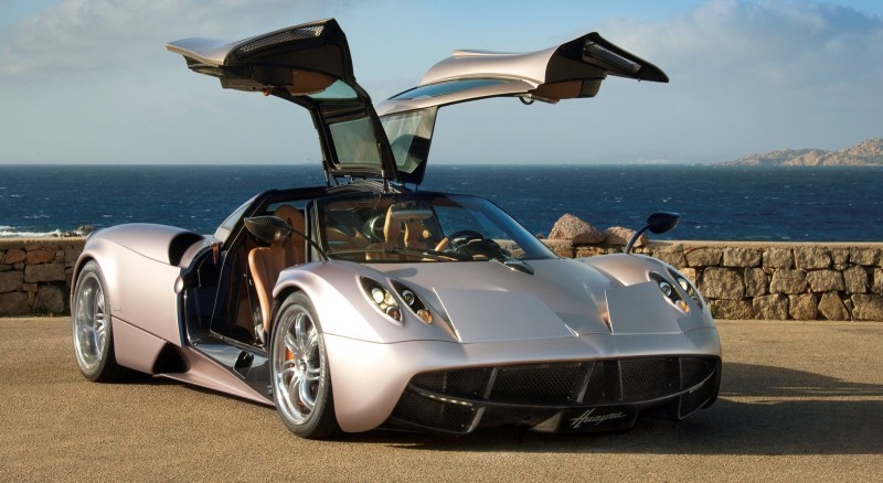 Car-Revs-Daily.com -- Supercar Showcase -- PAGANI HUAYRA 15