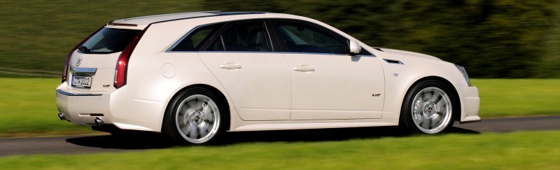 010_Cadillac_CTS-V_Sport_Wagon