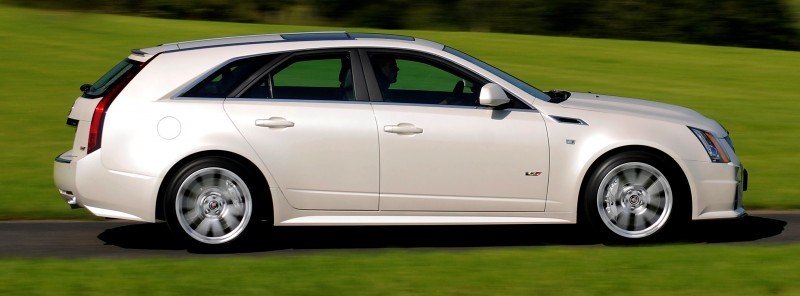 012_Cadillac_CTS-V_Sport_Wagon