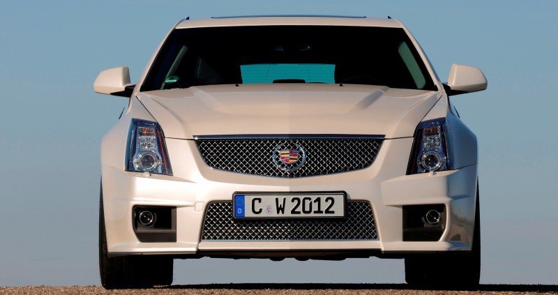 035_Cadillac_CTS-V_Sport_Wagon