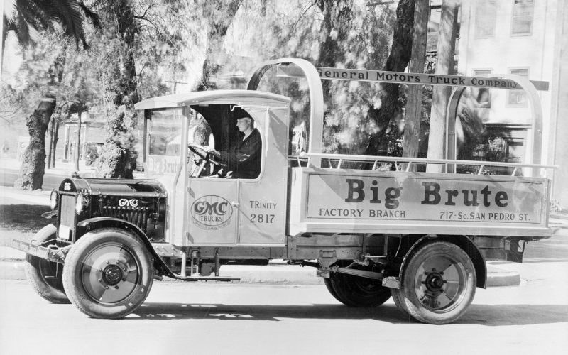 1925-GMC-Model-K-52-Big-Brute-Cab-and-Chassis