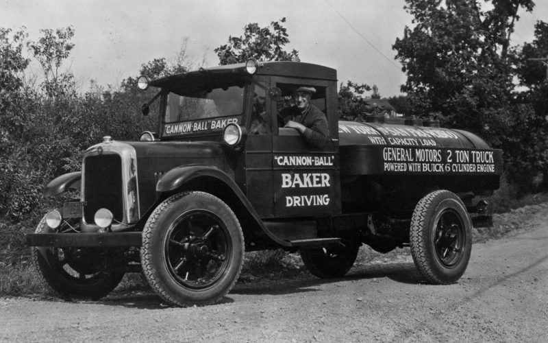 1927-GMC-Cab-Chassis-with-Cannonball-Baker