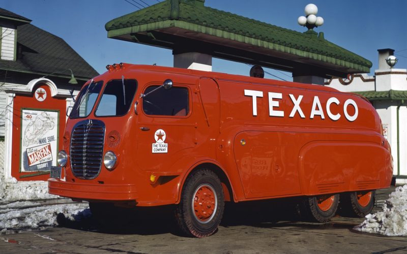 1940-GMC-Cab-Over-Engine-Tandem-Axle-Chassis