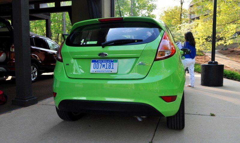 Car-Revs-Daily.com 2014 FORD Fiesta 4