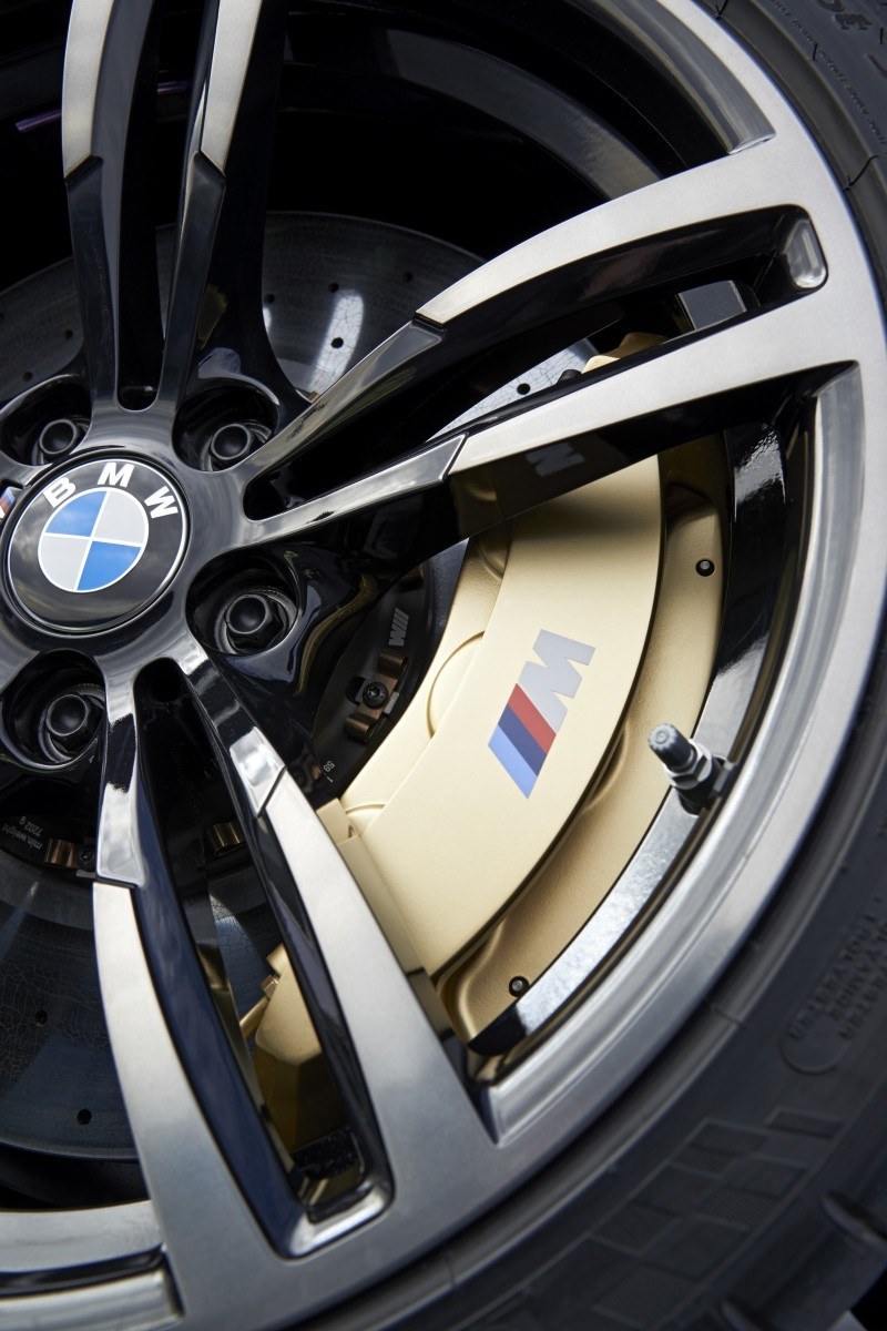 Car-Revs-Daily.com -- 2015 BMW M4 Convertible in 39 High-Res Official Photos 6