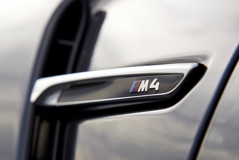 Car-Revs-Daily.com -- 2015 BMW M4 Convertible in 39 High-Res Official Photos 7