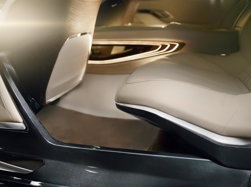 Car-Revs-Daily.com BMW Vision Future Luxury COncept - Beijing 2014 INTERIOR12