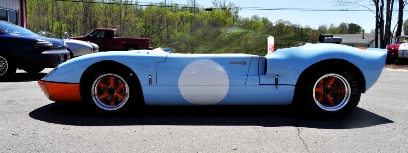 Car-Revs-Daily.com Imagines a Superformance GT40 Spyder 22