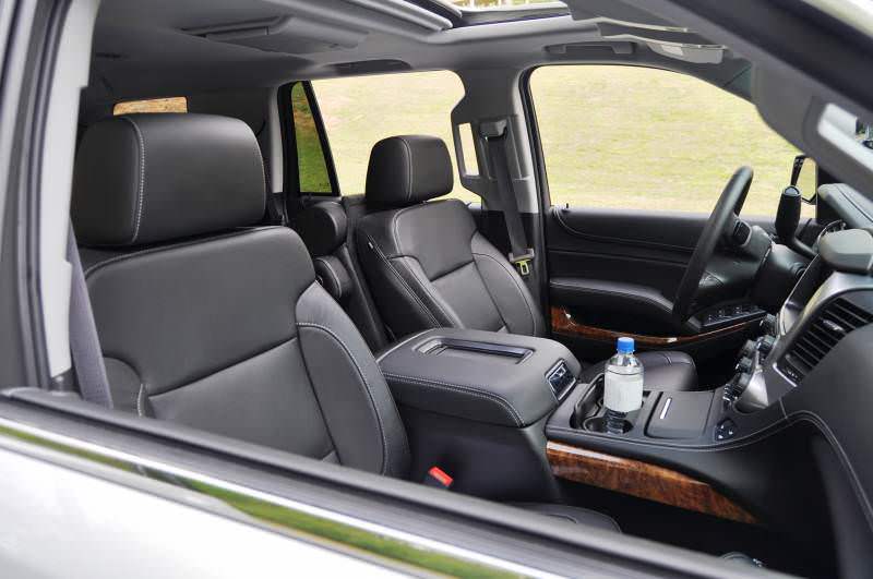 Car-Revs-Daily.com Road Test Review Videos - 2015 Chevrolet Tahoe LTZ 4WD70
