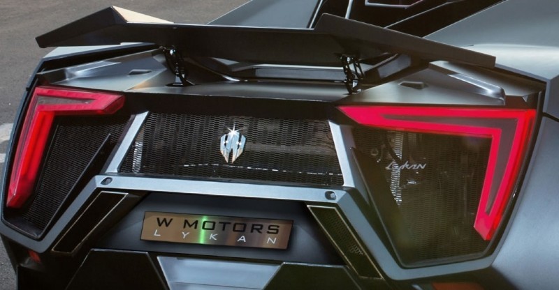 Car-Revs-Daily.com - W Motors LYKAN HyperSport 29