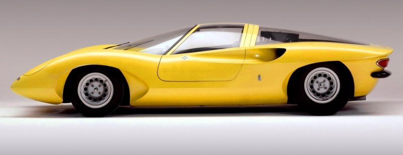 Concept Flashback -- 1969 Alfa-Romeo Tipo 332 Coupe Speciale -- Gullwing Mid-Engine Supercar That Never Was 13