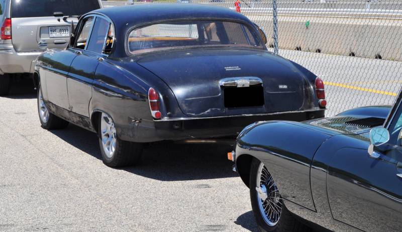 Road-Atlanta---Mitty-2014-Pit-Lane---~1965-JAGUAR-Mark-10-and-E-Type-Coupe-Side-by-Side-8