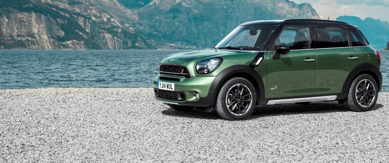 Car-Revs-Daily.com 2015 MINI Countryman Facelifted with LED and Dark Style Updates 1