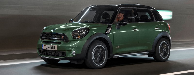 Car-Revs-Daily.com 2015 MINI Countryman Facelifted with LED and Dark Style Updates 12