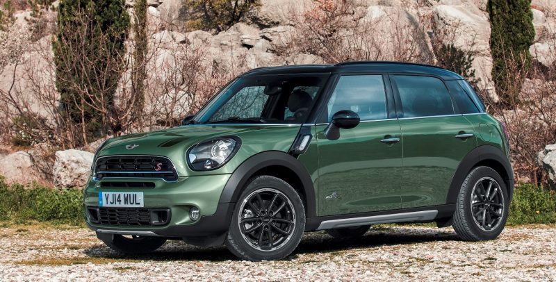 Car-Revs-Daily.com 2015 MINI Countryman Facelifted with LED and Dark Style Updates 9