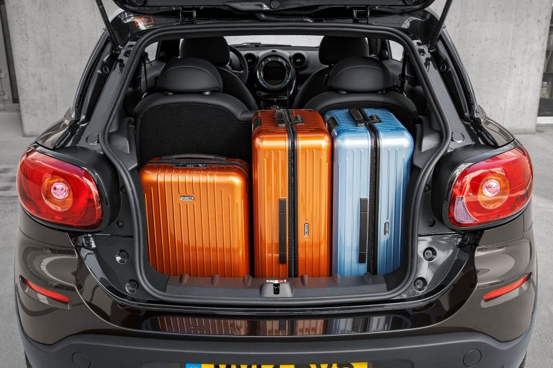 Car-Revs-Daily.com - 2015 MINI PACEMAN LED and Dark Style Updates 27