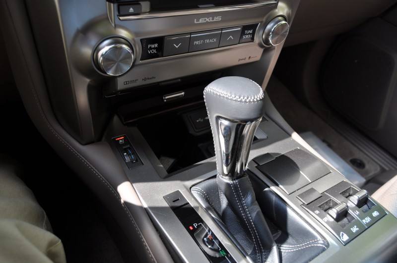 Car-Revs-Daily.com - Road Test Video Review - 2014 Lexus GX460 Premium 28