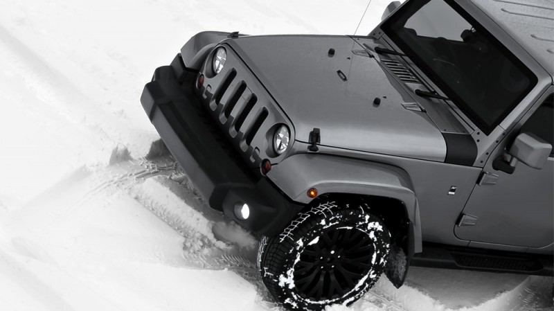 High-Fashion JEEP Upgrades - KAHN Design Shows Sexy New Wrangler Grilles, LEDs, Wheels and Leathers 22