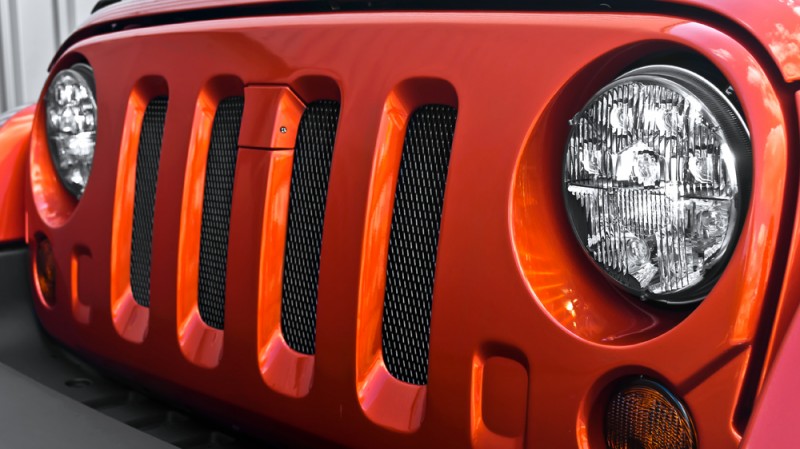 High-Fashion JEEP Upgrades - KAHN Design Shows Sexy New Wrangler Grilles, LEDs, Wheels and Leathers 3