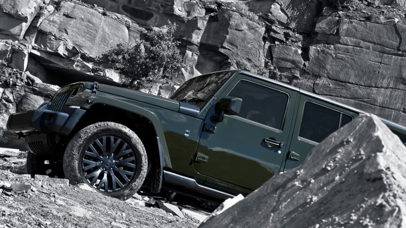 High-Fashion JEEP Upgrades - KAHN Design Shows Sexy New Wrangler Grilles, LEDs, Wheels and Leathers 49