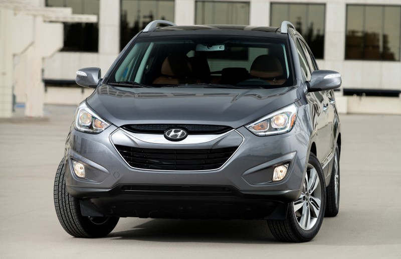 2015 Hyundai Tucson is Trendy Crossover With Loaded Pricing Under $30,000 6