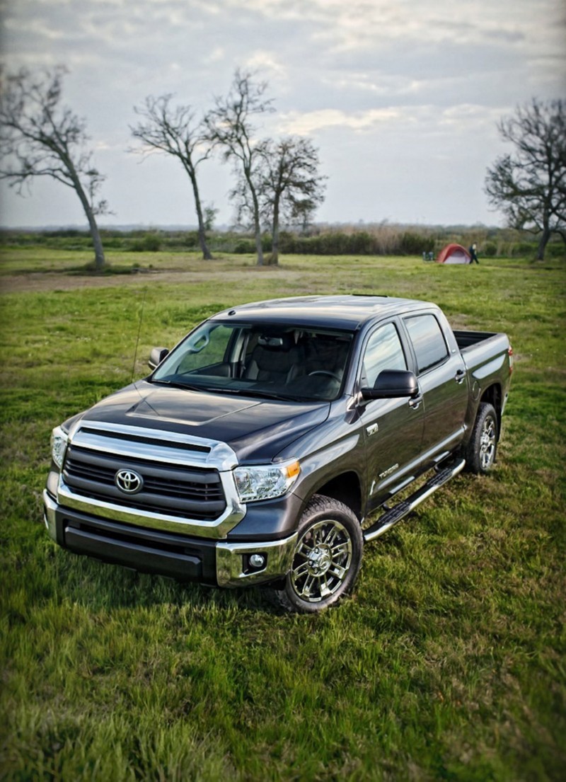 2015 Toyota Tundra Bass Pro Shops Off-Road Edition 6