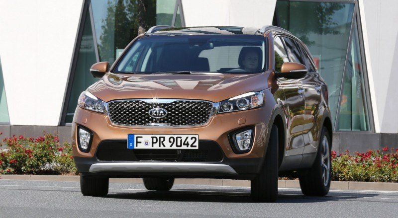 2016 Kia Sorento Debuts in Paris With Jaguar-Baiting Style at Ford Prices 65