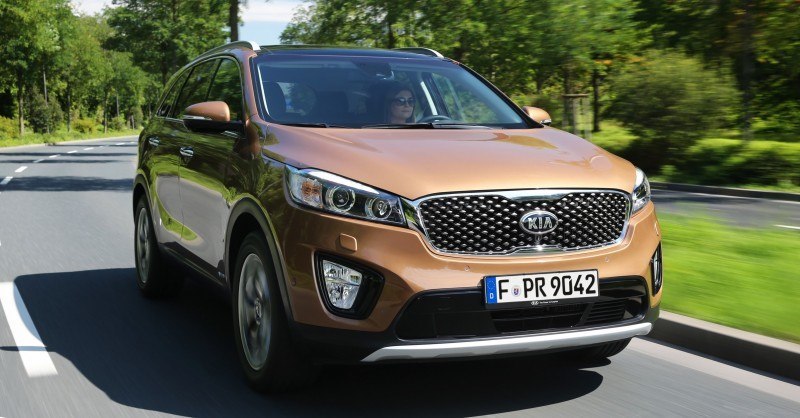 2016 Kia Sorento Debuts in Paris With Jaguar-Baiting Style at Ford Prices 67