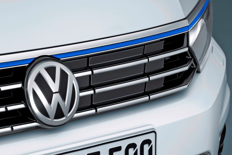 2016 Volkswagen Passat GTE Plug-In Hybrid  6