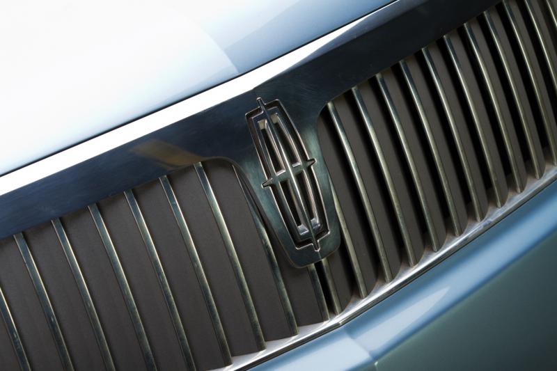 2002 Lincoln Continental Concept 6