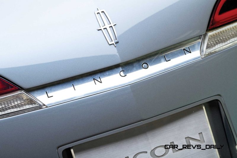 2004 Lincoln Mark X Concept 5