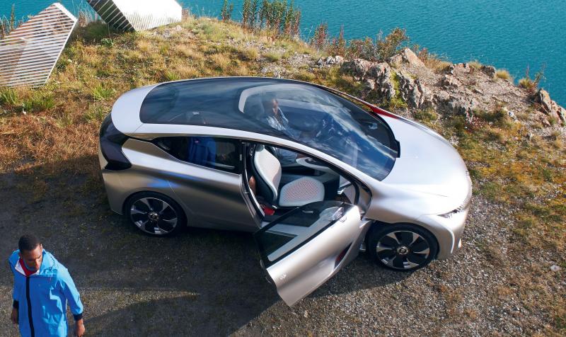 2014 Renault Eolab Concept PHEV 34