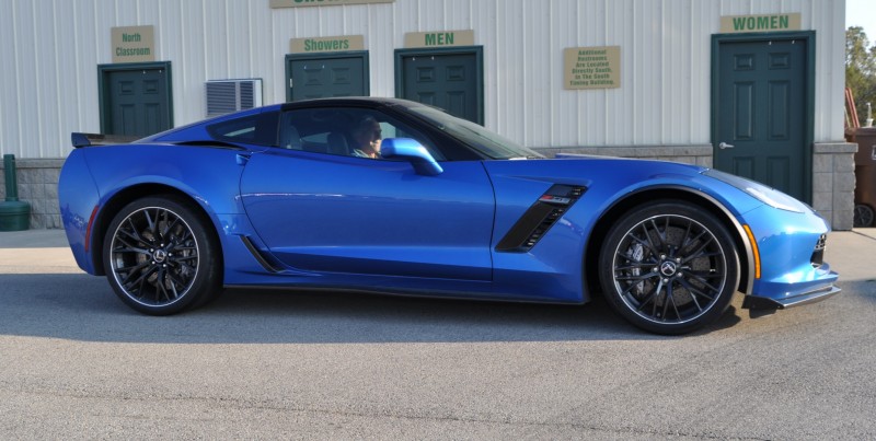 2015 Chevrolet Corvette Z06 Coupe 13