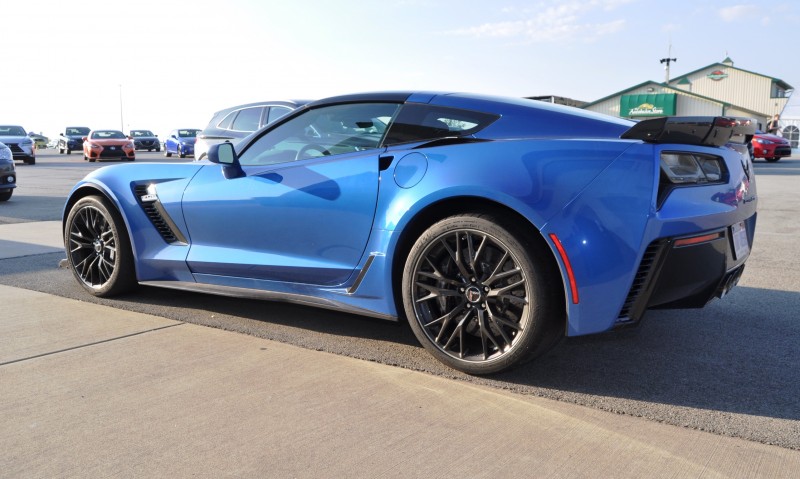 2015 Chevrolet Corvette Z06 Coupe 14