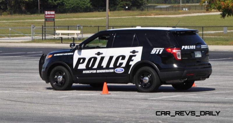 2015 Ford Interceptor Utility 16