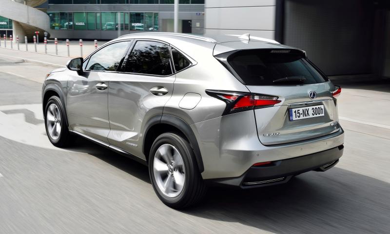 2015 Lexus NX300h 8