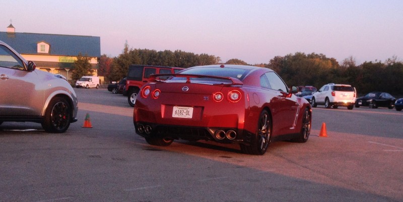 2015 Nissan GT-R 13