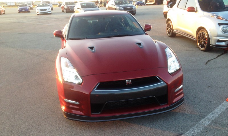 2015 Nissan GT-R 19