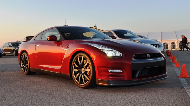 2015 Nissan GT-R 4