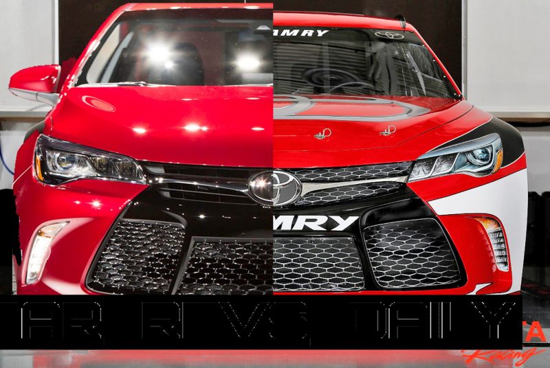 2015 Toyota Camry NASCAR 17