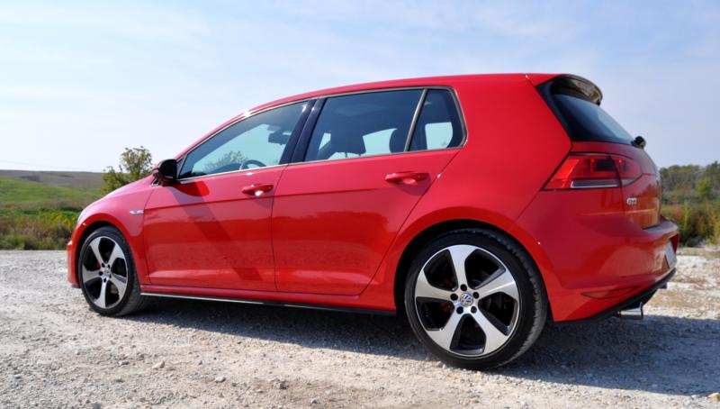 2015 Volkswagen Golf GTI 12