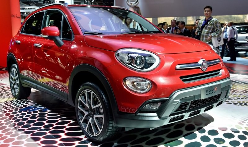 2016 Fiat 500X Makes Paris Debut With Optional AWD and 9-Speed Automatic 2