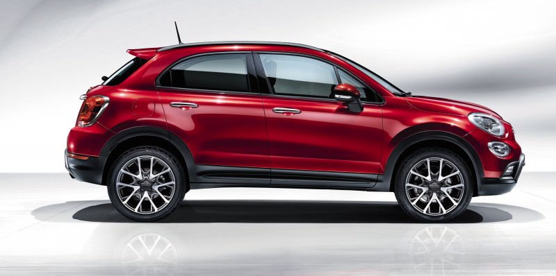 2016 Fiat 500X Makes Paris Debut With Optional AWD and 9-Speed Automatic 7