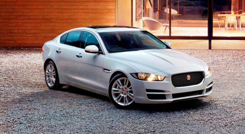 2016 Jaguar XE 30