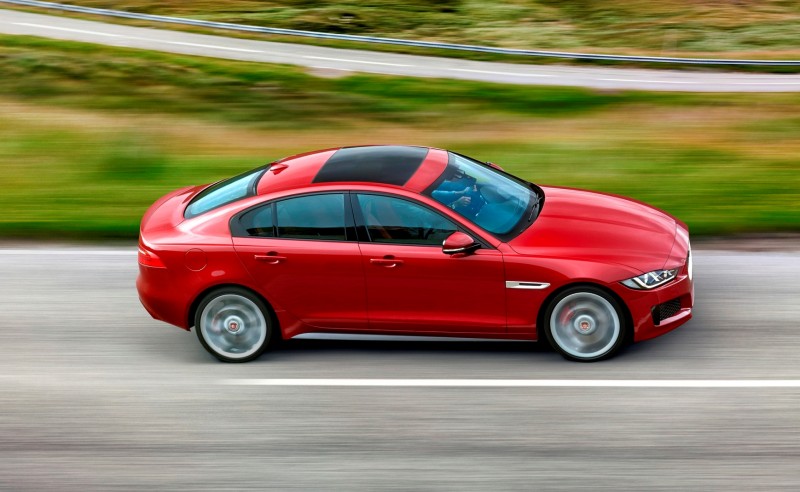 2016 Jaguar XE 56