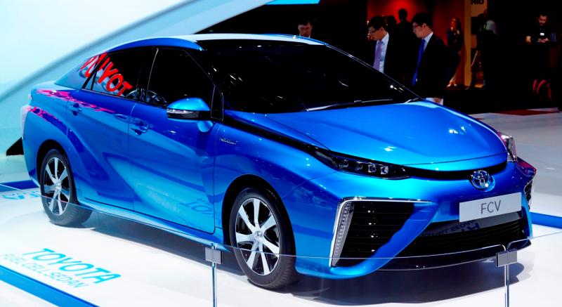 2016 Toyota FCV Production Car 1