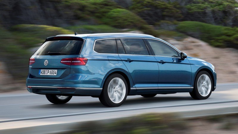 European 2015 Volkswagen Passat 12