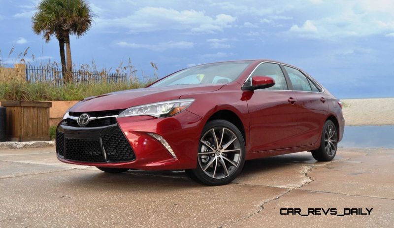 HD Road Test Review - 2015 Toyota Camry XSE 34